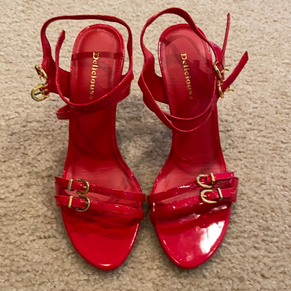New Delicious - Red Sandals - size 7.5